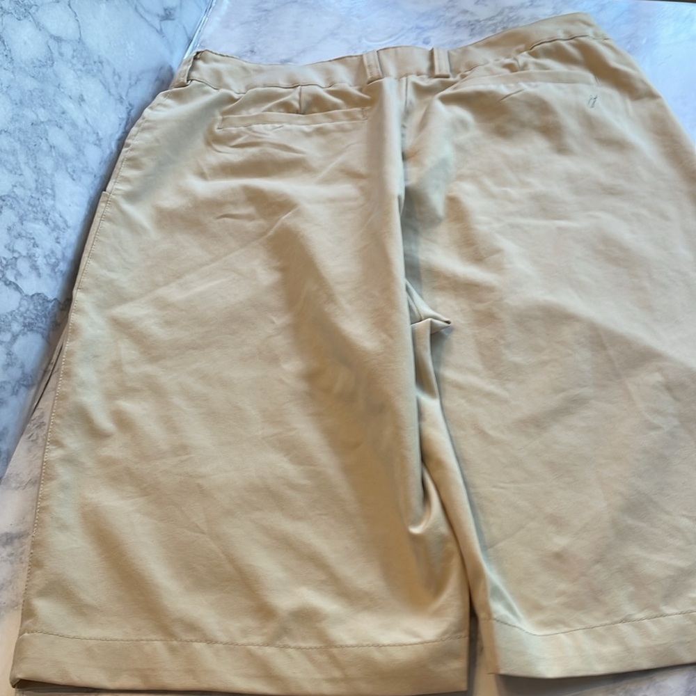 Tail Golf Outfit - Picture 5 of 8